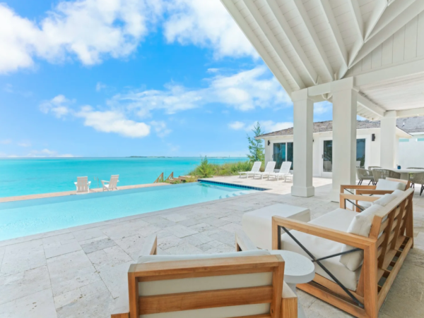 Luxurious 7-Bedroom Beachfront Retreat in Little Exuma, Bahamas